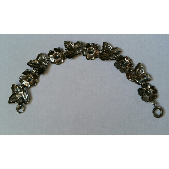 Vintage Art Deco sterling silver dogwood bracelet - Picture 6 of 6